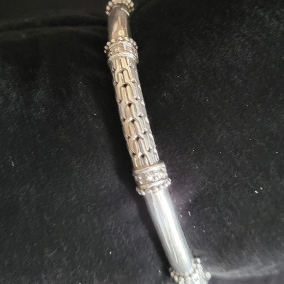 Sarda sterling silver bangle bracelet with clasp - Picture 3 of 5